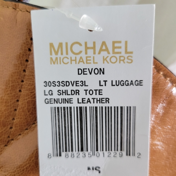Michael Kors Devon Genuine Leather Large Tote Bag in Rich Caramel Magnetic Snap - Picture 7 of 15